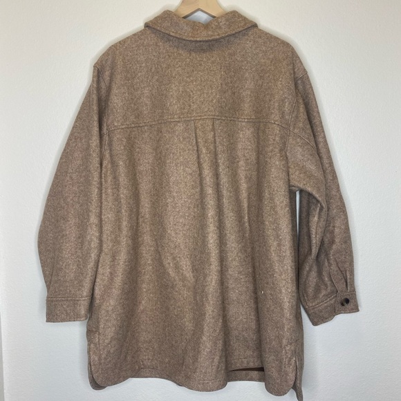 NEW Old Navy Oversized Soft-Brushed Shacket / Plus Size / 2X / Brown Tan - Picture 10 of 11
